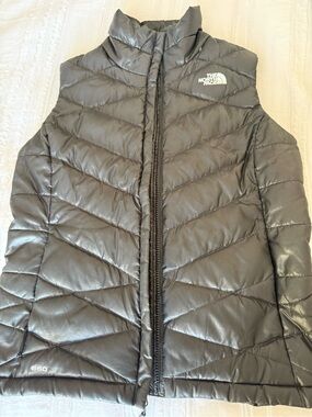 The North Face Women's Black Quilted Down Vest